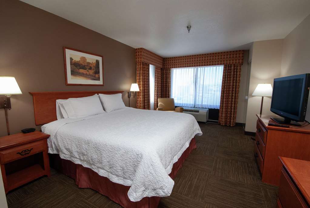 Hampton Inn & Suites Las Vegas-Henderson Room photo